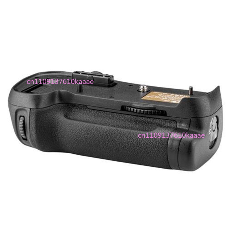Camera Battery Grip - N82R MB-D12 Pro Series Multi-Power Battery