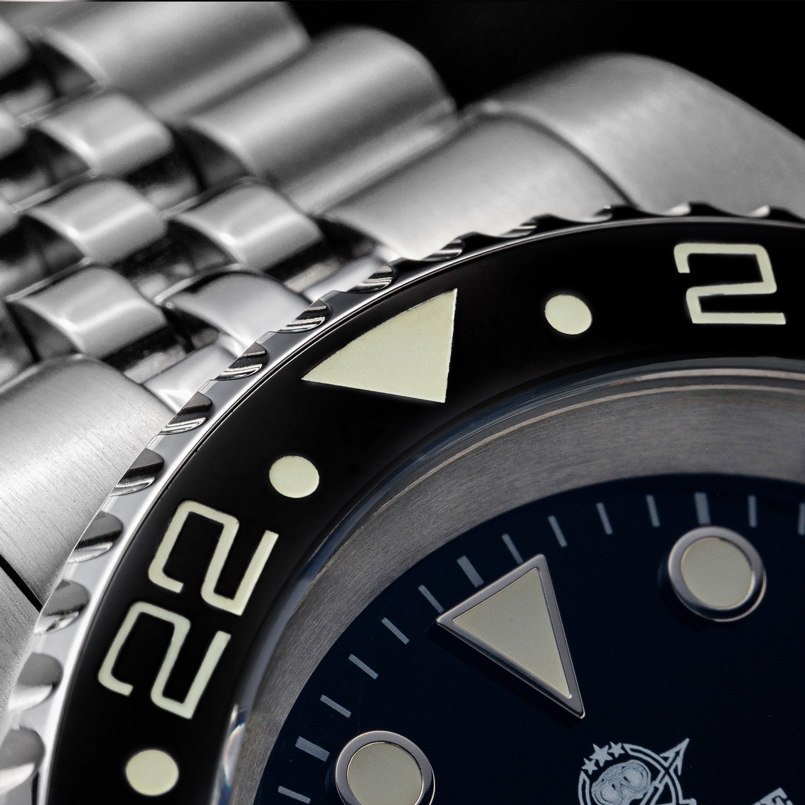 ADDIESDIVE AD2050 Luxury GMT W - Intervalometer Timer recension och pris